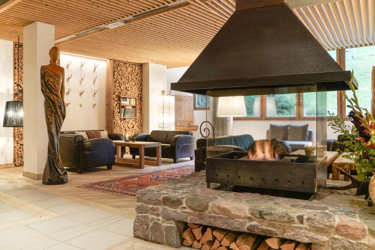 Hotel Bad Schoergau Sarentino Kültér fotó